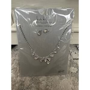 ‼️Nicole Miller Formal Silver two piece set earrings and necklace jewelry New‎